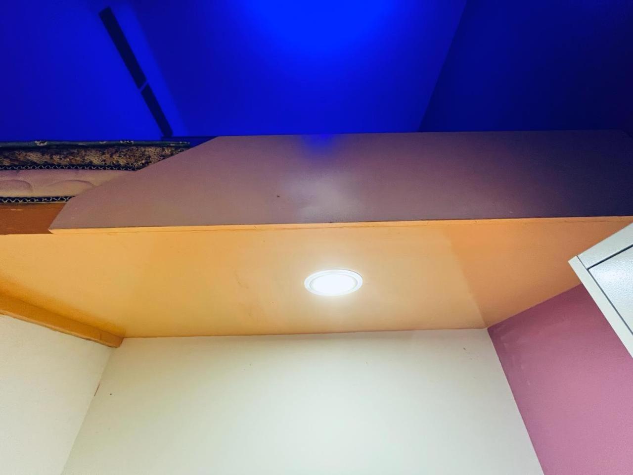 Апартаменты Moon Backpackers Burjman Exit 2, Family Partitions, Loft Partitions, Дубай Экстерьер фото